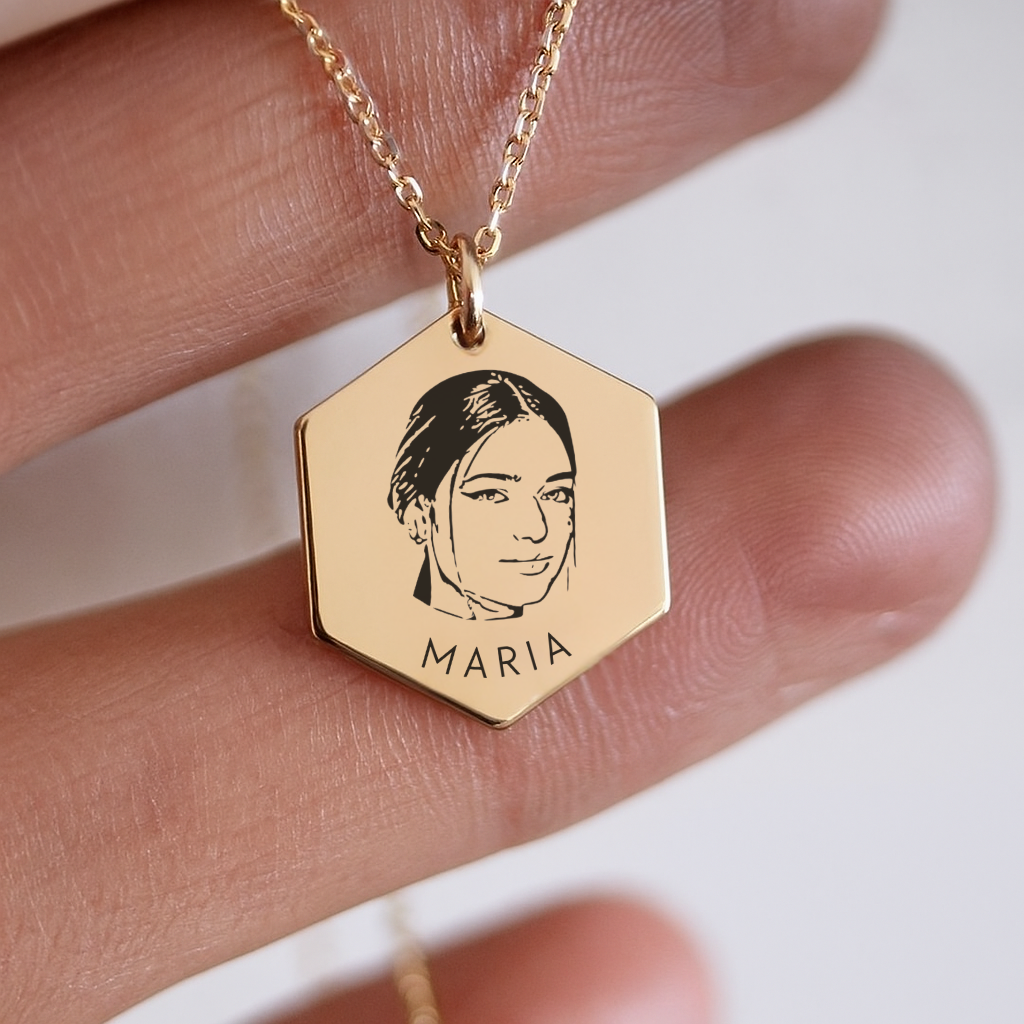 The Art of Custom Engraving: Turning Memories into Timeless Jewelry